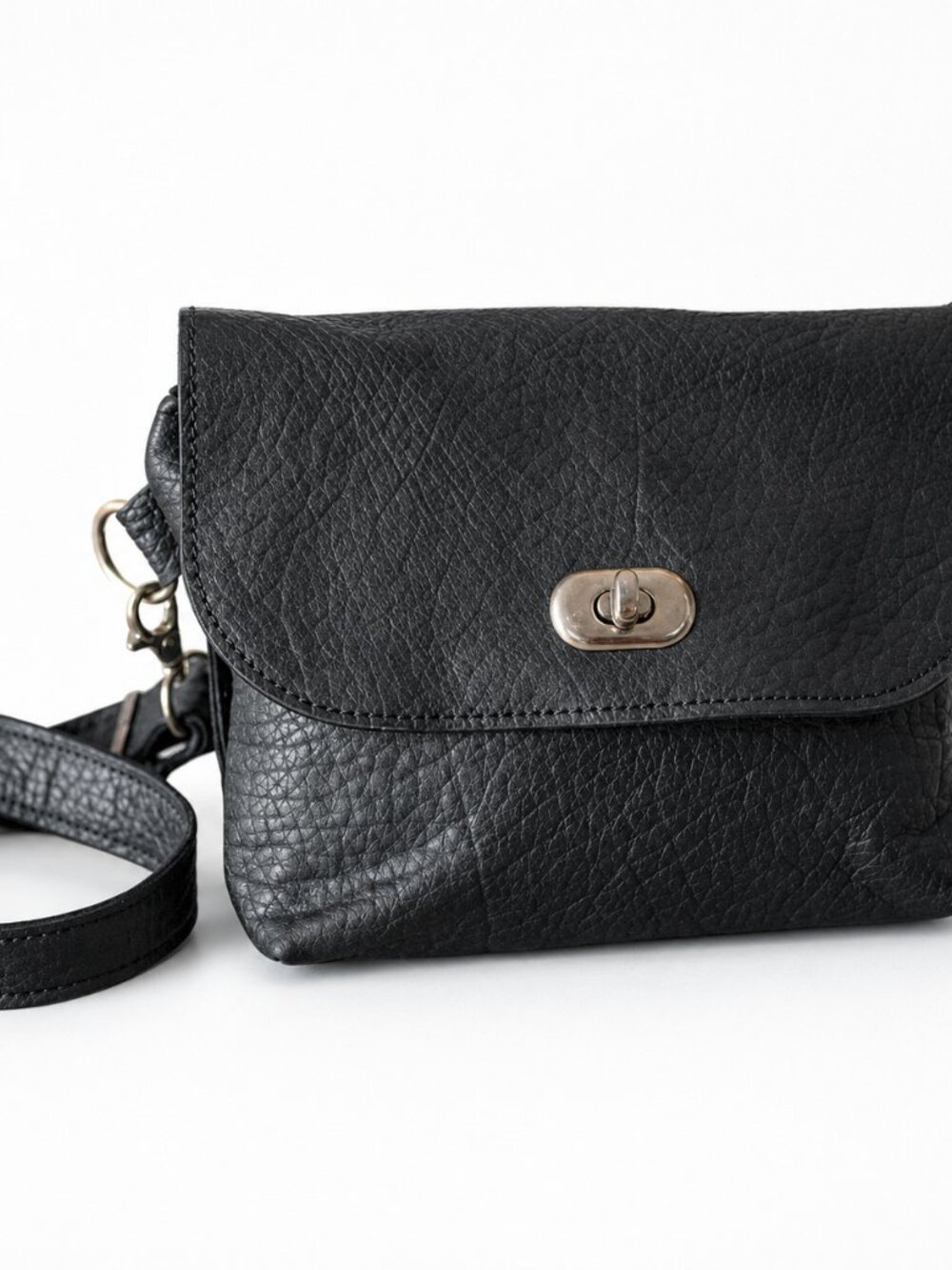 Black Buffalo Leather Crossbody / Waist Bag – 7 Ways to Wear